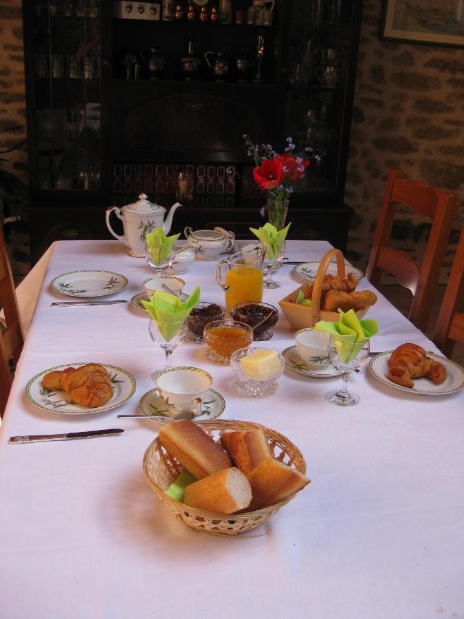 Bed and Breakfast Le Bois Chef D'Ane Collinée Zewnętrze zdjęcie