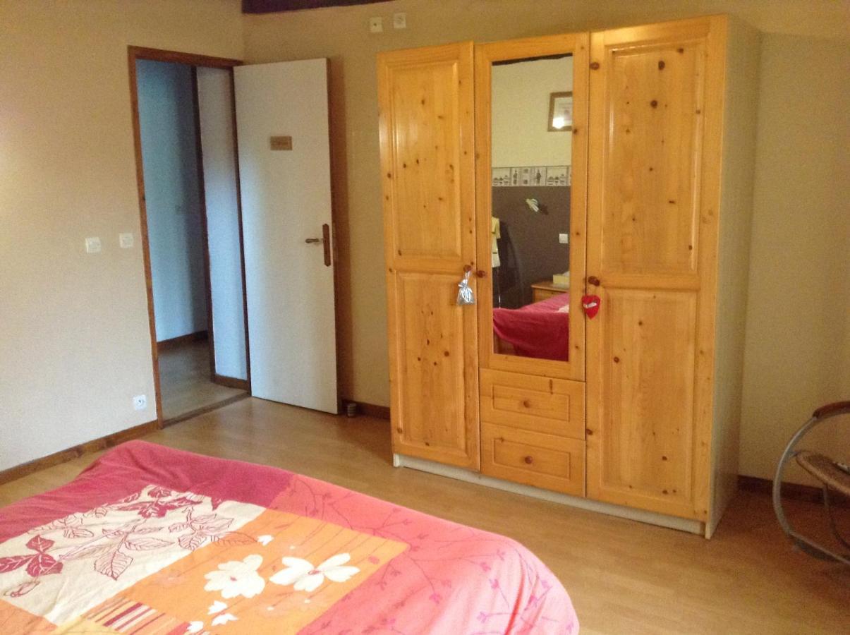Bed and Breakfast Le Bois Chef D'Ane Collinée Zewnętrze zdjęcie