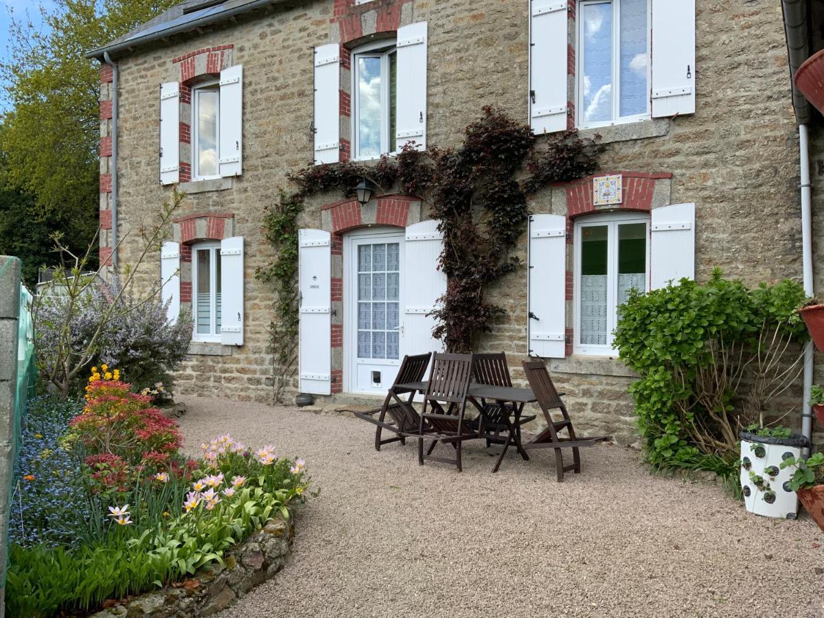 Bed and Breakfast Le Bois Chef D'Ane Collinée Zewnętrze zdjęcie